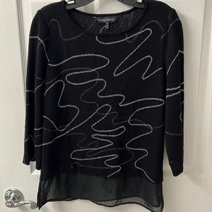 Sweater with silver design